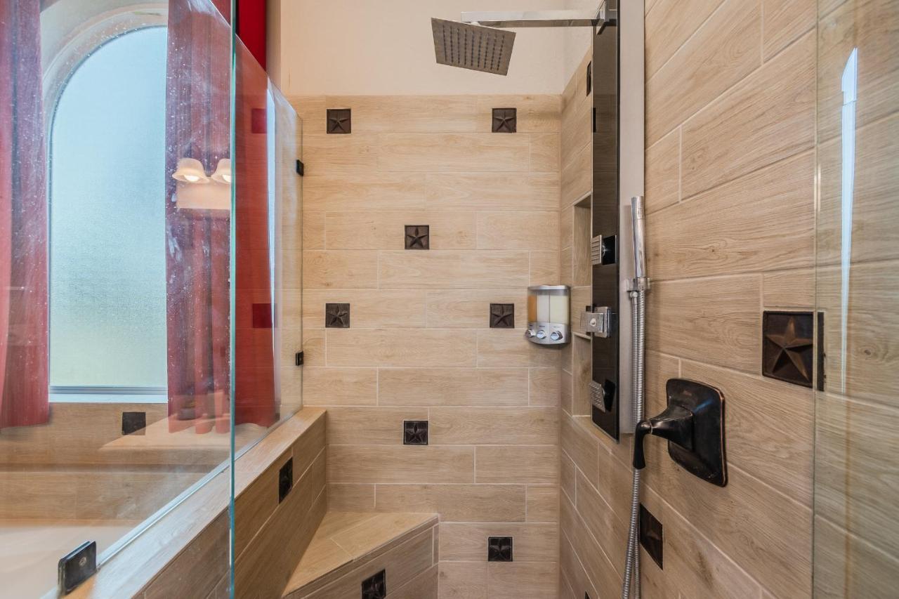 * *Astounding House **Perfect For Family And Friends , Pool , Hot Tub, & Game Room Allen Esterno foto