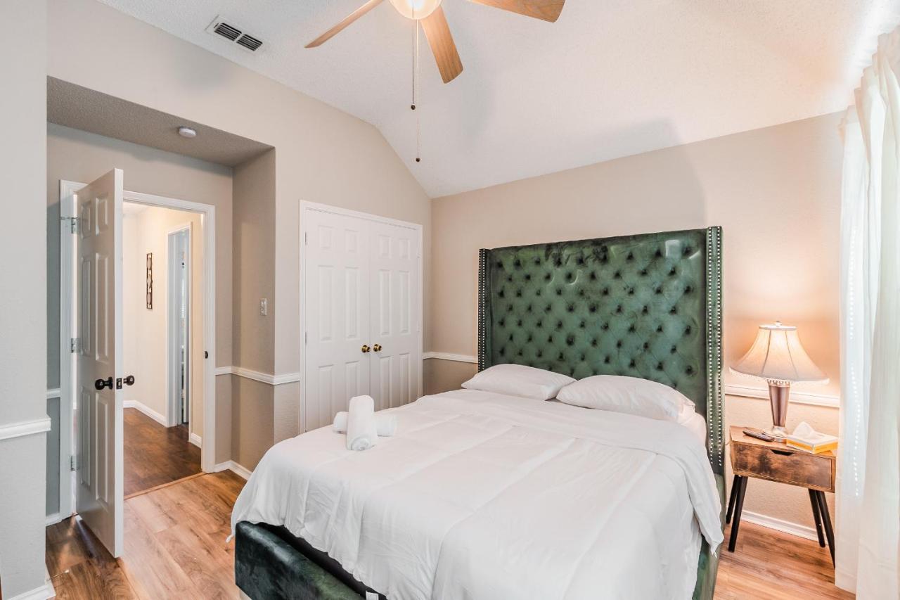 * *Astounding House **Perfect For Family And Friends , Pool , Hot Tub, & Game Room Allen Esterno foto
